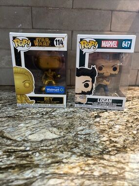 Funko Pop! Star Wars Rey (Gold) & Marvel Logan (Wolverine) Duo